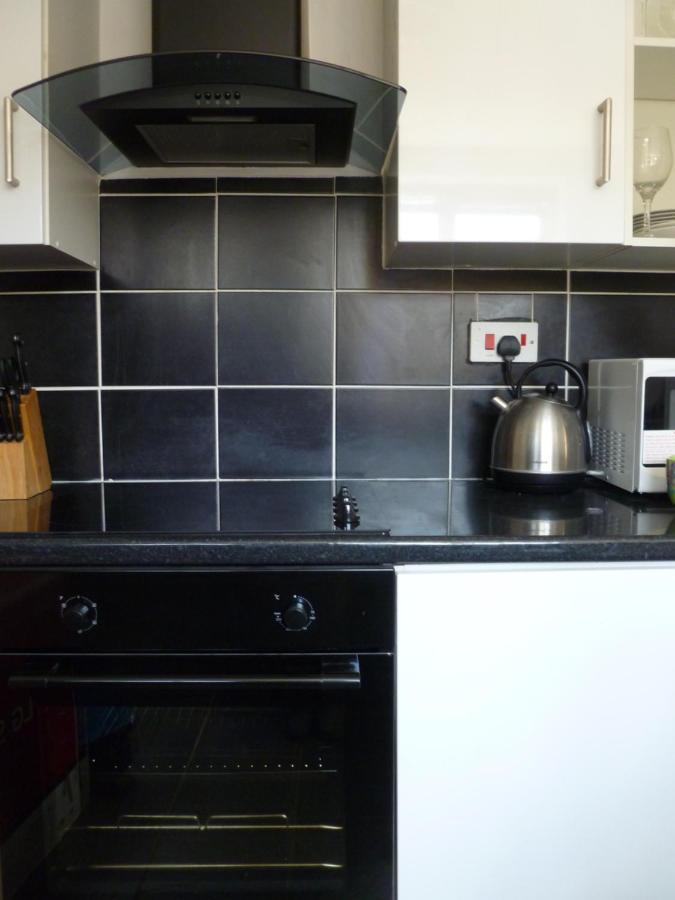 Cosy And Peaceful Maisonette With Terrace, Kidderminster Exterior photo