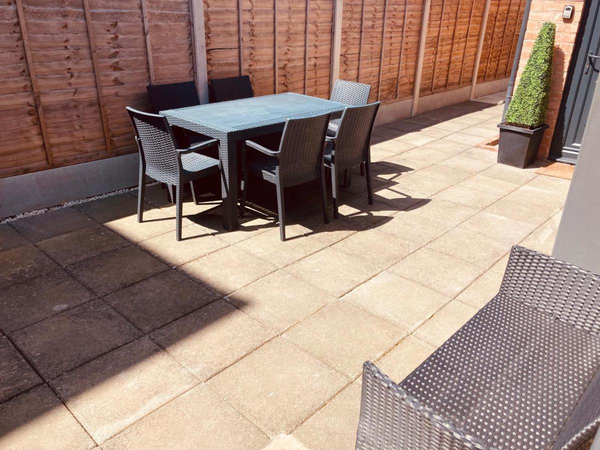Cosy And Peaceful Maisonette With Terrace, Kidderminster Exterior photo